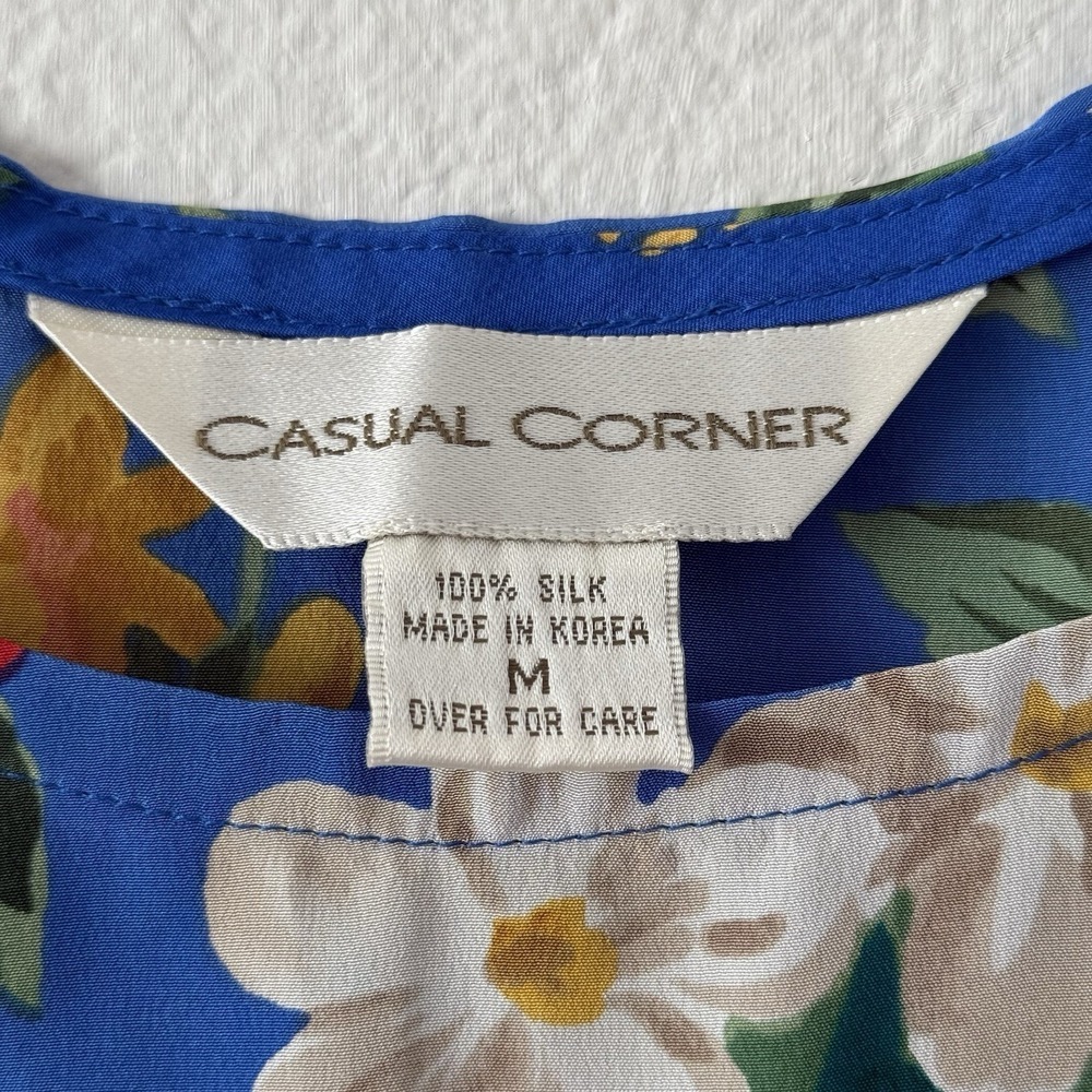 vintage 90s vibrant floral print silk tank top by Casual Corner Size M - Picture 6 of 9
